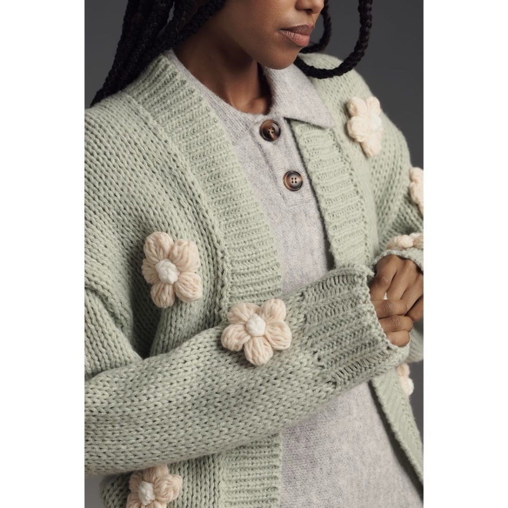 NWT  Anthropologie Susannah 3D  Flower Green  Cardigan - Picture 3 of 5